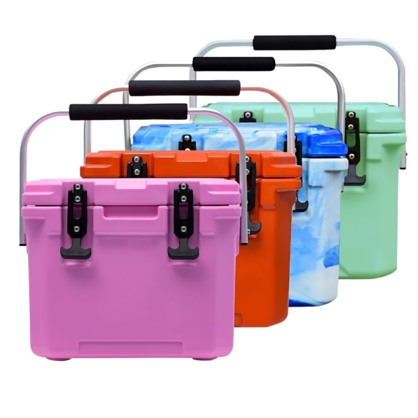 10L Hard Cooler with 2 Molded-in Cup Holders